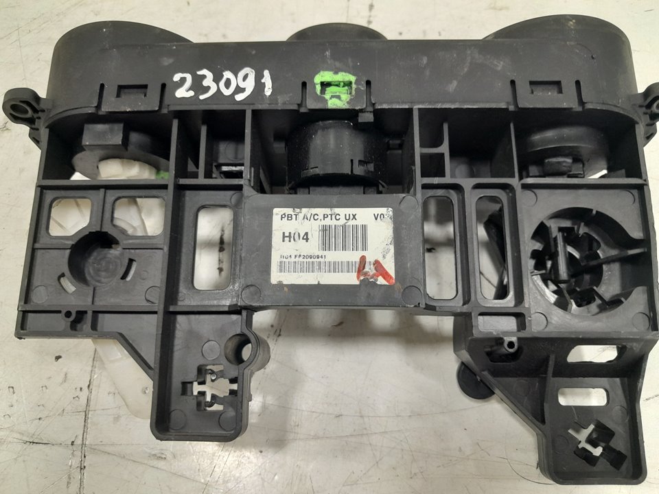 Mando calefaccion /  aire acondicionado hyundai i20 1.2