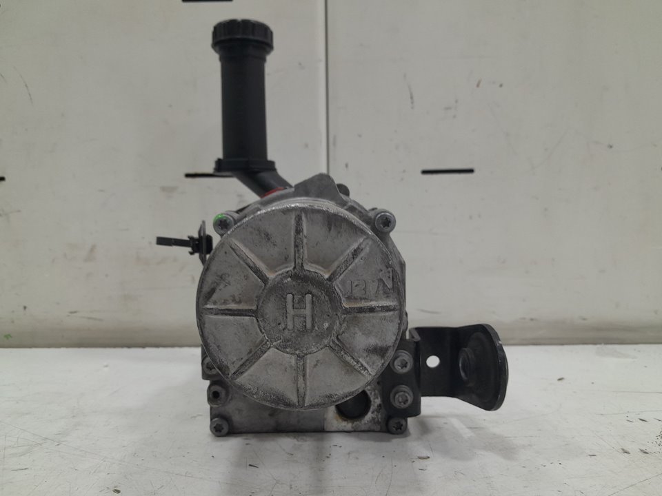 Bomba servodireccion peugeot 5008 1.6 hdi