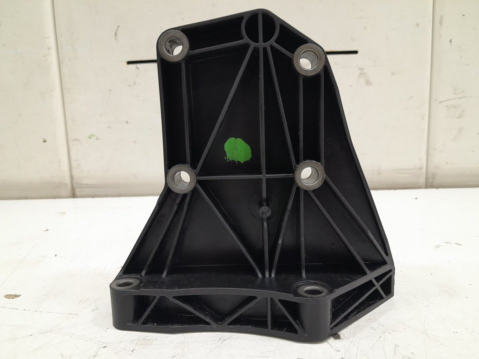 Soporte compresor bmw 5 touring 530 d