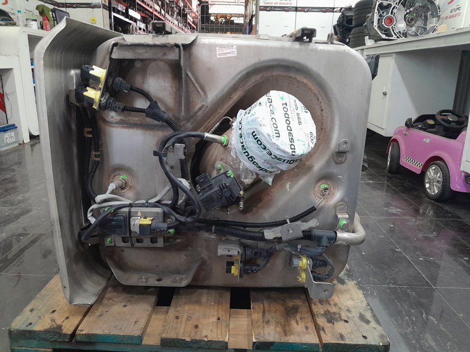 Catalizador mercedes-benz mercedes actros bm 963.xxx 3-achser 25xx 6x2 szm l bigspace      06.12 - 12.19 no identificado