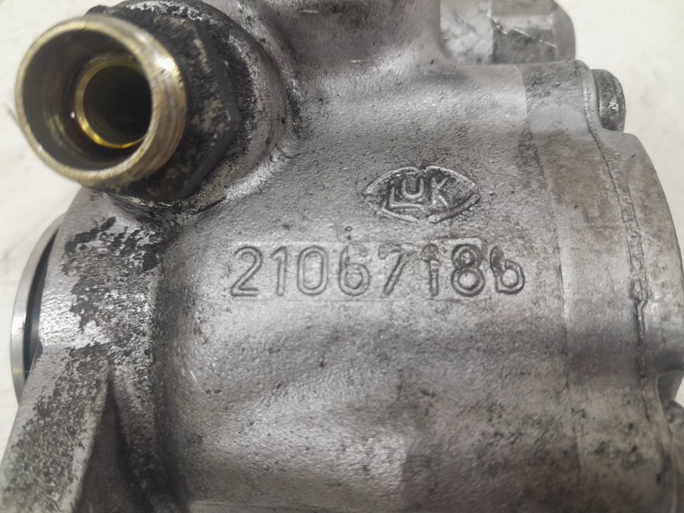 Bomba hidraulica mercedes atego 2ejes 18 t bm