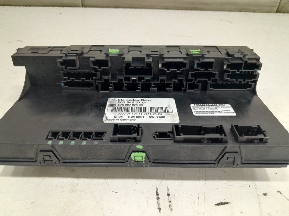 Caja reles / fusibles mercedes-benz clase c c 220 cdi (203.006)