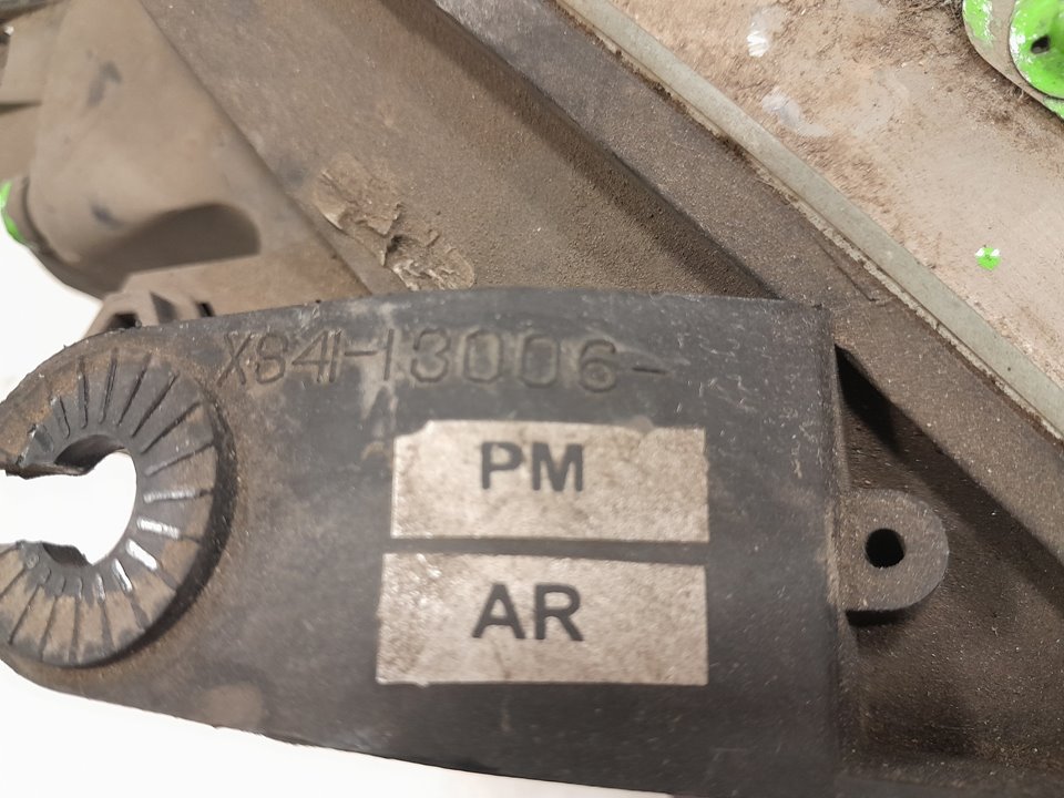 Faro izquierdo ford focus 1.6 16v