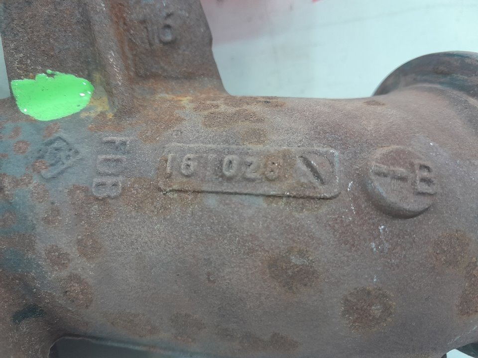 Colector escape renault  master bus       0.11 - ... no identificado