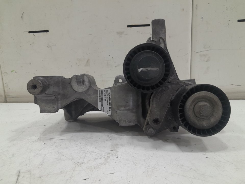 Soporte motor renault  master bus       0.11 - ... no identificado