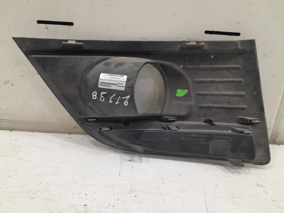 Rejilla antiniebla delantera derecha citroen c4 picasso ii 
