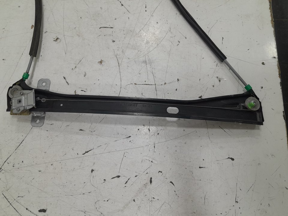 Elevalunas delantero izquierdo volkswagen golf v 