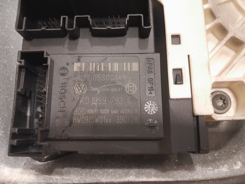 Elevalunas delantero izquierdo volkswagen golf v 