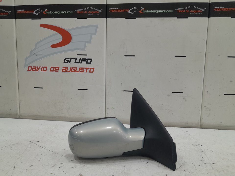 Retrovisor derecho 1.9 dci (lm0g lm1g lm2c)