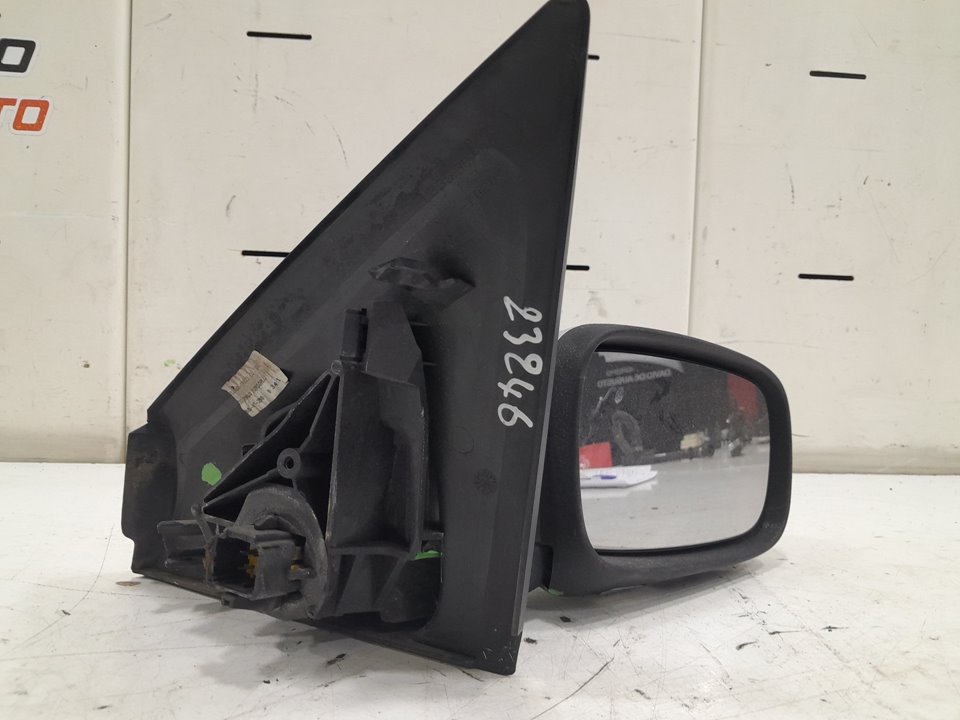 Retrovisor derecho 1.9 dci (lm0g lm1g lm2c)