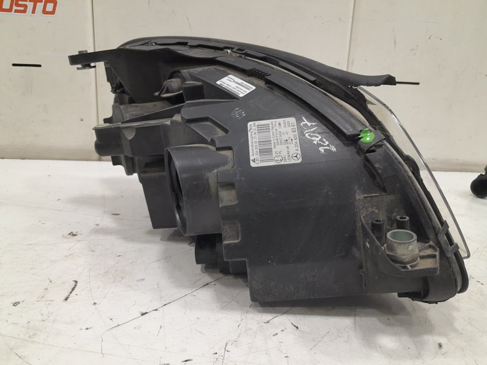 Faro izquierdo mercedes-benz clase c t-model c 200 cdi (204.201)