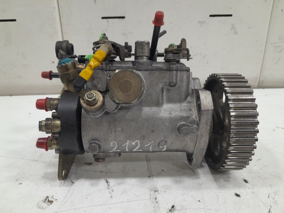 Bomba inyectora bmw 3 