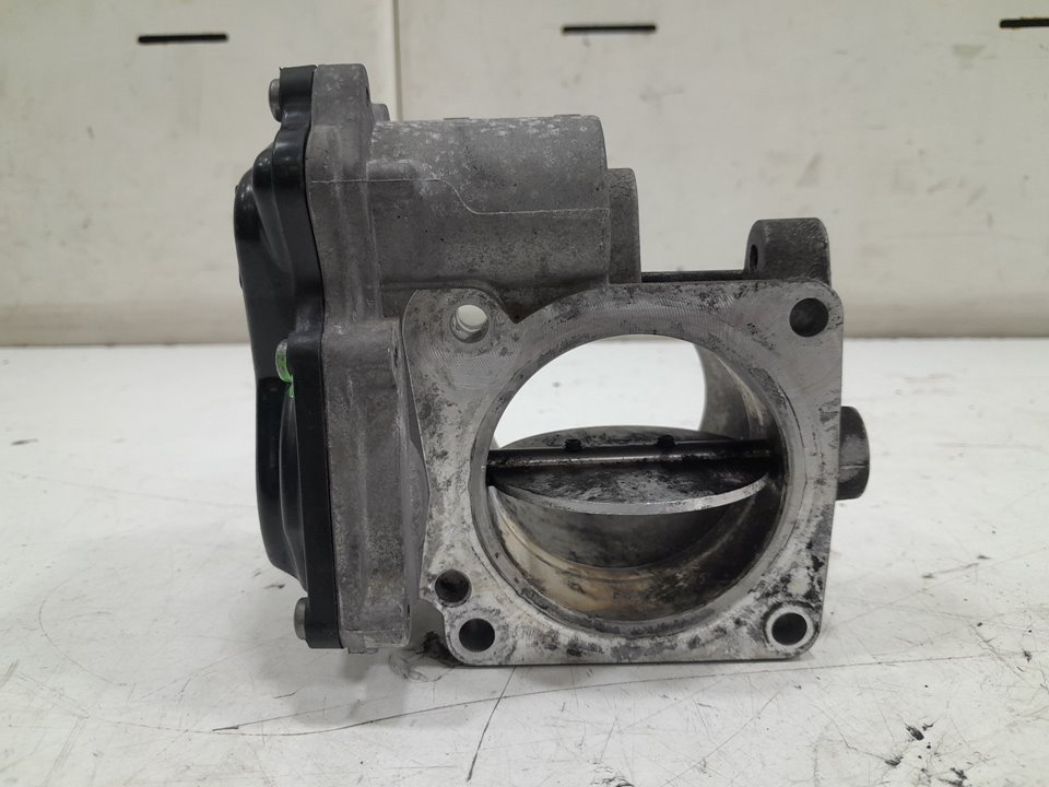 Caja mariposa renault  master bus       0.11 - ... no identificado