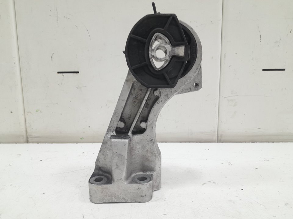 Taco motor renault  master bus       0.11 - ... no identificado