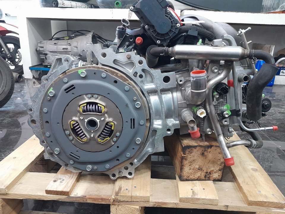Motor completo toyota yaris 1.5 hybrid (nhp130_)