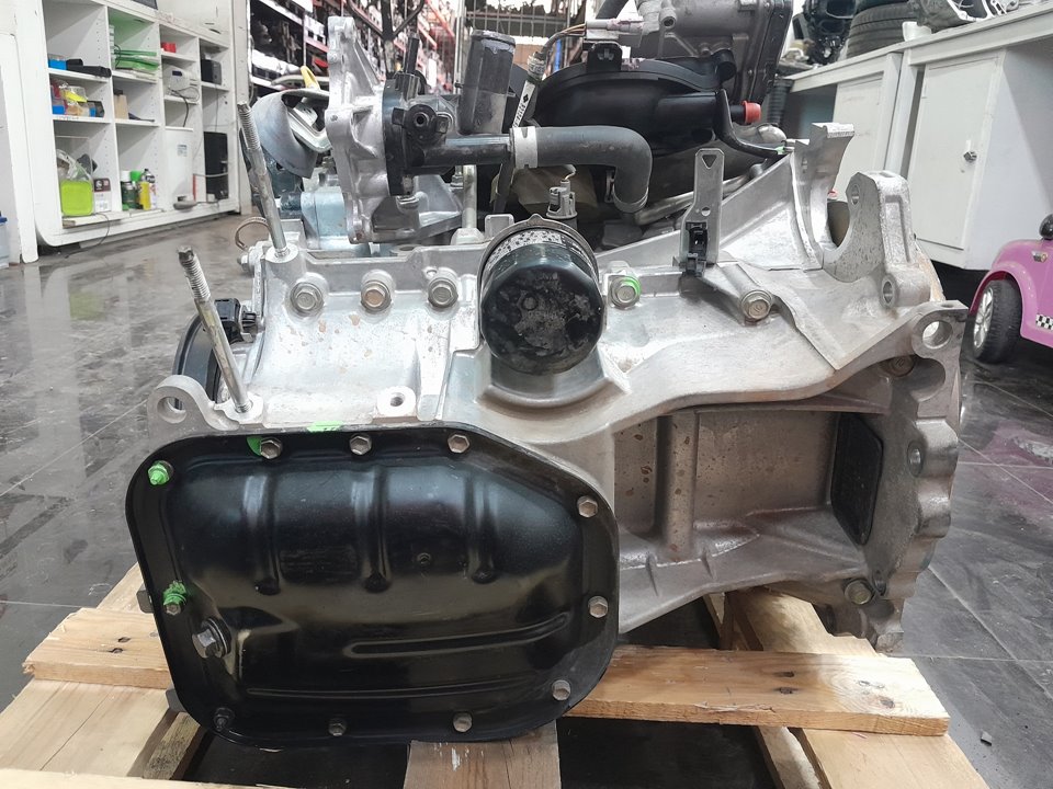 Motor completo toyota yaris 1.5 hybrid (nhp130_)
