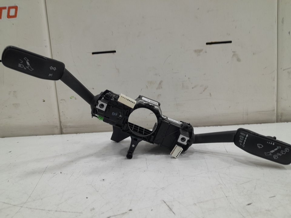 Mando intermitentes volkswagen passat variant (3g5