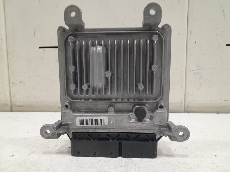 Centralita motor uce mercedes-benz clase c c 200 d (205.007)