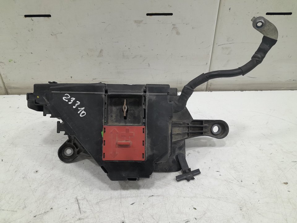 Caja reles / fusibles mercedes-benz clase c c 200 d (205.007)