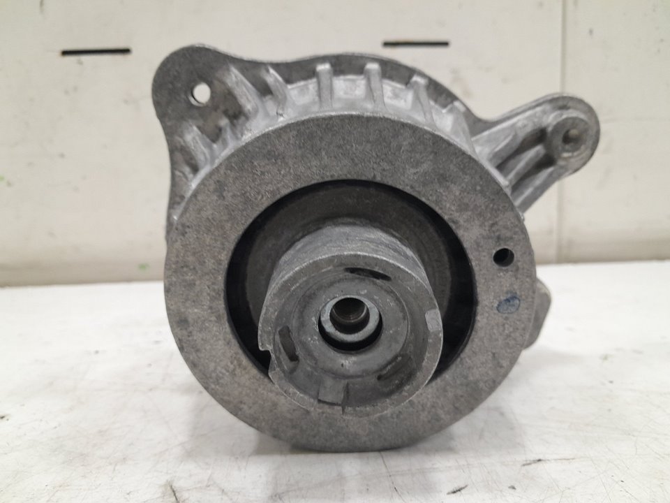 Soporte taco motor izquierdo mercedes-benz clase c c 200 d (205.007)