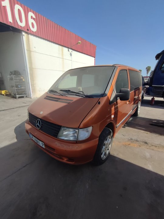 Paragolpes delantero vito   combi   (bm 638)