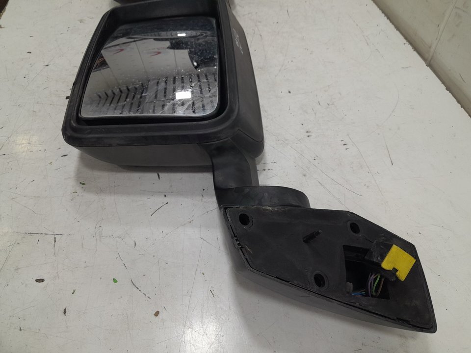 Retrovisor izquierdo renault t 460 dti 11 460 euro 