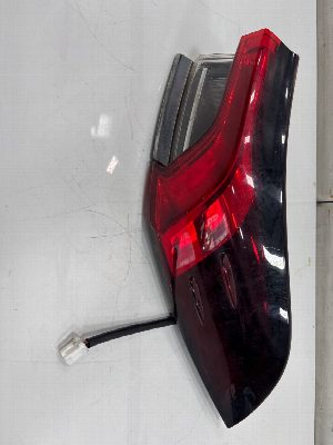 PILOTO TRASERO DERECHO TOYOTA COROLLA (E21) 2019