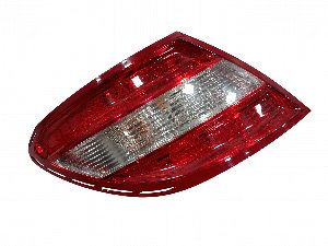 Piloto Trasero Izquierdo MERCEDES CLASE C (W204) BERLINA