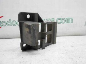 SOPORTE PARAGOLPES TRASERO DERECHO MERCEDES