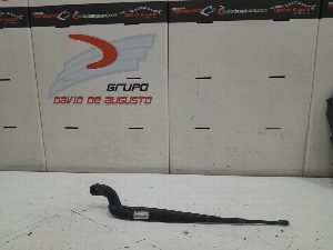 BRAZO LIMPIA LAND ROVER DISCOVERY 2006