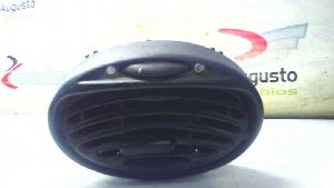 REJILLA AIRE CENTRAL FORD FOCUS BERLINA (CAK) 2003