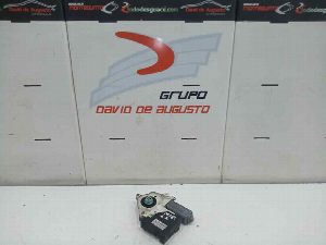 MOTOR ELEVALUNAS DELANTERO IZQUIERDO SEAT ALTEA (5P1)