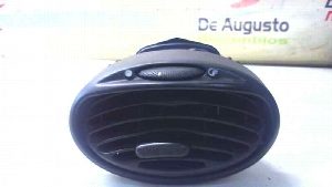 REJILLA AIRE DERECHA FORD FOCUS BERLINA (CAK) 2003