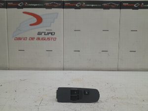 MANDO ELEVALUNAS DELANTERO IZQUIERDO MITSUBISHI