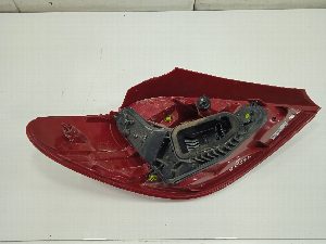 PILOTO TRASERO DERECHO PEUGEOT 207 2010