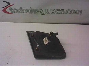 PILOTO TRASERO DERECHO INTERIOR NISSAN