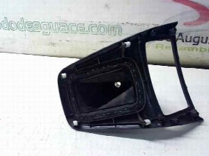 GUARNECIDOS PALANCA CAMBIO TOYOTA AVENSIS BERLINA (T25)