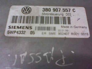 CENTRALITA MOTOR UCE VOLKSWAGEN PASSAT BERLINA (3B2)