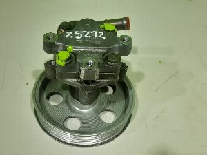 BOMBA DIRECCION AUDI A4 AVANT (8E) 2001