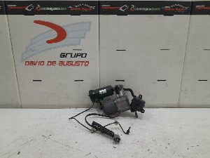 COMPRESOR DE SUSPENCION TOYOTA LAND CRUISER (J12)