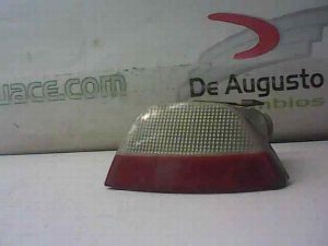 FARO ANTINIEBLA TRASERO DERECHO FORD FOCUS BERLINA (CAK)