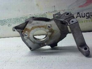 SOPORTE BOMBA INYECCION CITROEN C4 BERLINA 2004