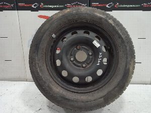 LLANTA FORD FOCUS BERLINA (CAK) 2000