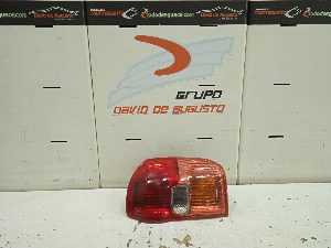 PILOTO TRASERO DERECHO TOYOTA RAV 4 (A2) 2002
