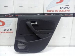 GUARNECIDO PUERTA TRASERA DERECHA VOLKSWAGEN POLO (6R1)