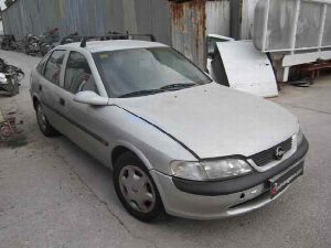 Aleta Delantera Derecha OPEL VECTRA B BERLINA 1998