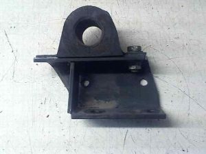 SOPORTE RENAULT MAGNUN 2002