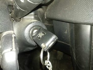 ANTIRROBO / LLAVE CONTACTO PEUGEOT 207 2006