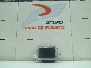 PANTALLA VOLVO V40 2014