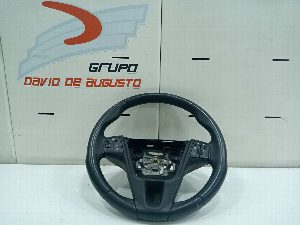 VOLANTE VOLVO V40 2014